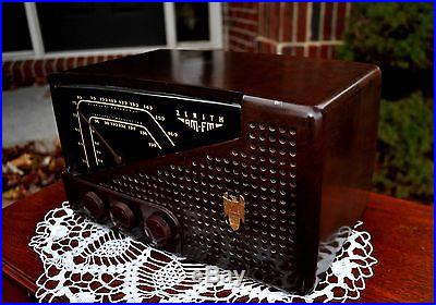 RESTORED Antique Vintage Zenith 7H921 Bakelite Deco Tube Radio Works Perfect