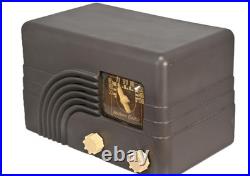 RESTORED Northern Electric Baby Champ Rainbow vintage tube radio 1946 Bakelite RESTORED Northern Electric Baby Champ Rainbow vintage tube radio 1946 Bakelite