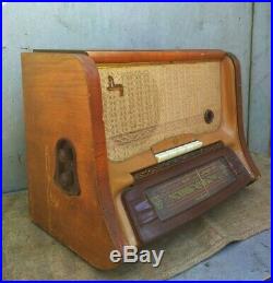 Radio Radiola Radiogram USSR Vintage