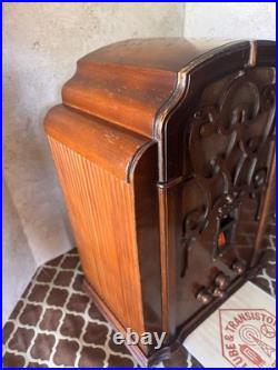 Rare 1933 Zenith 715 Tombstone Tube Radio Restored with Bluetooth & Aux Input