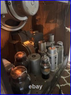 Rare 1933 Zenith 715 Tombstone Tube Radio Restored with Bluetooth & Aux Input