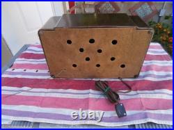Rare 1946 Tele-Tone Radio Vintage Tube Radio Mid Century -Model 109