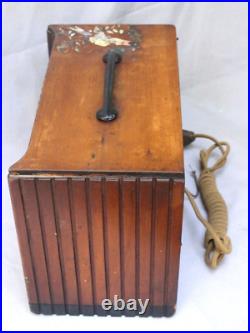 Rare Antique 1940-41 Emerson Wood Table Radio With Floral Design