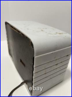 Rare Confetti Bakelite Vintage 1941 Admiral Aeroscope Tube Radio Great Shape