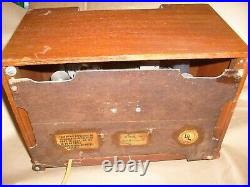 Rare Vintage 1946 Lear Radio Model 561 Am Wood Tube Radio As-is