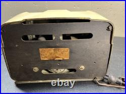 Rare Vintage 1946 Sonora RZU-222 AM Broadcast Radio. WORKING