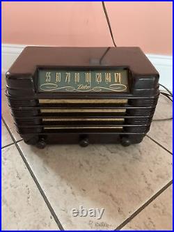 Rare Vintage 1947 DELCO Model R-1227 Tabletop TubeRadio WORKS VG Brown Bakelite