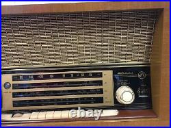 Rare Vintage 1950s RCA Victor Magic Eye Superheterodyne International Tube Radio