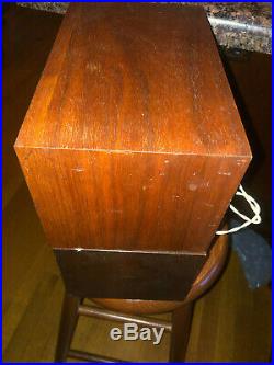 Rare Vintage KLH Model Eight Tube FM Walnut Receiver and speaker WORKS GREAT
