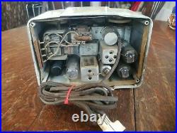 Rare Vintage Silvertone Model 3151 Zephyr Radio Working! Looks Great