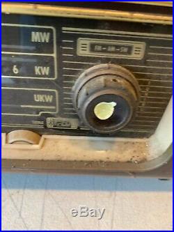Rare Vintage Tivoli 300 Tube Radio AM FM Olympic Continental New York LARGE Wood