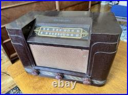 Rare Vintage Westinghouse H-2021 AM / FM Tube Radio