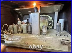 Rare Vintage Westinghouse H-2021 AM / FM Tube Radio