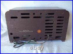 Rare Working Vintage All-Original Farnsworth BT-56 AM Tube Radio WithManual Works