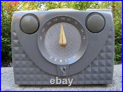 Rare Zenith radio VINTAGE PORTABLE H401G tube NICE & THE ONLY ONE LISTED