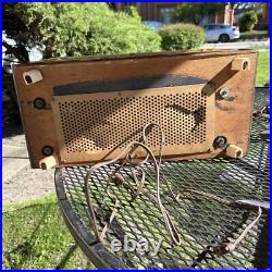 Rare vintage Grundig tube radio model 2028 U made in Western Germany For Repair