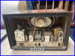 Rare vintage Grundig tube radio model 2028 made in Western Germany Rare vintage Grundig tube radio model 2028 made in Western Germany
