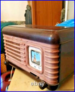 Rare vintage? Percent Original collectible tube radio Moskvich, USSR. 1950