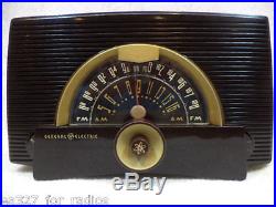 Remarkable Vintage GE Atomic 440 AM/FM Bakelite Tube tradio-RESTORED