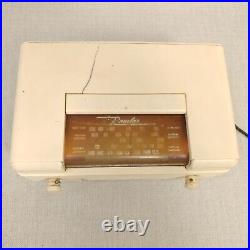 Remler Scottie Tube Radio Vintage 1940's Mid Century MCM Cream White AM Works