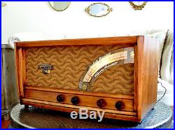 Restored Near MINT Antique Vintage Westinghouse H161 Wood Tube Radio Works Great