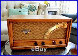 Restored Near MINT Antique Vintage Westinghouse H161 Wood Tube Radio Works Great