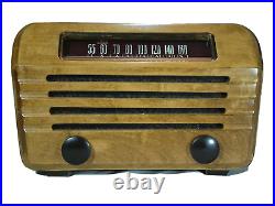 Restored RCA Victor Little Master Vintage Honduras Mahogany tube radio 1948