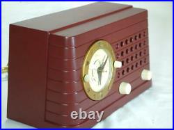Restored Telechron Bakelite 1948 Clock radio Vintage 4 tube set