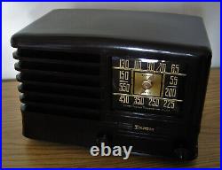 Restored Vintage Emerson 301 Bakelite AM Table Radio from 1942