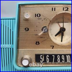 Restored Vintage General Electric C415 Tube Radio Alarm Clock