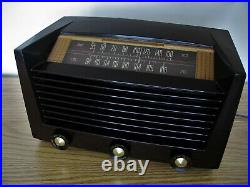 Restored Vintage PHILCO Model 52-944 AM & FM Table Radio from 1952