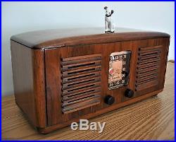 Restored Vintage RCA AM Broadcast Table Radio from 1942 Radiola Wanna Be