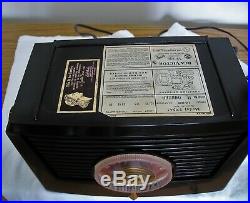 Restored Vintage RCA Model 8x541 Bakelite Table Radio from 1949