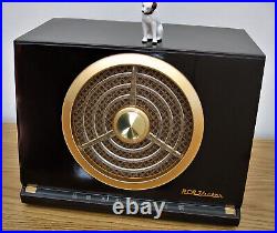 Restored Vintage RCA Model 9x561 Bakelite AM Table Radio from 1950