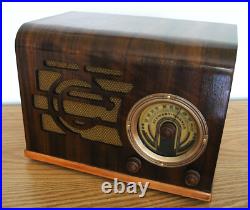Restored Vintage Stewart-Warner R-114 AM Table Radio from 1936