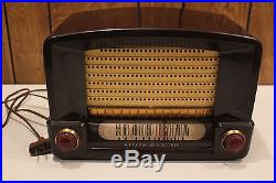 Retro GE General Electric Model 115 Bakelite Antique Vtg. AM Tube Radio WORKS