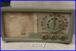 Retro Green Vintage ARVIN tube radio Retro Green Vintage ARVIN tube radio