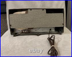 Retro Green Vintage ARVIN tube radio Retro Green Vintage ARVIN tube radio