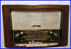 Röhrenradio Grundig 5050W von 1953, Vintage tube radio, top