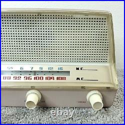 Sansei Zephyr Tube Radio AM/FM Made In Japan Vintage 1960's Pink Beige Works