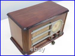 Silvertone 1946 vintage tube radio, partiallly restored, radio works, see photos