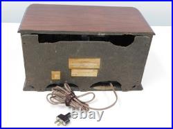 Silvertone 1946 vintage tube radio, partiallly restored, radio works, see photos