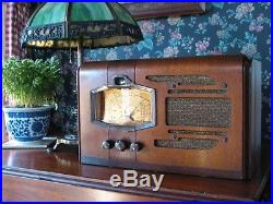 Silvertone vintage tube radio tuning eye 4660