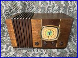 Sparton Vintage Deco Tube Radio