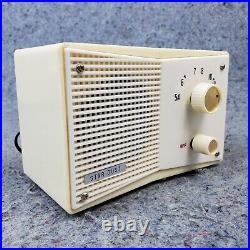 Star Dust Tube Radio Mini White Plastic Tabletop AM 1960's Vintage Japan WORKS