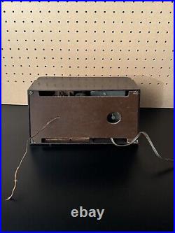TELECHRON MUSALARM AM CLOCK RADIO BAKELITE MODEL 8H59 Vintage TUBE Radio