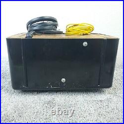 Travler Model 46-37 Tube Radio AM Mini Bakelite MCM Trav-ler Vintage Working