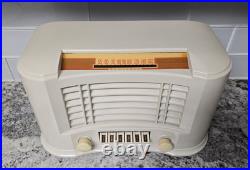 Truetone Art Deco Vintage Tube Radio? Model D-2616, Series C Works Well