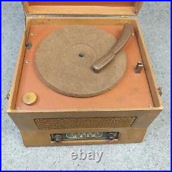 Tube Radio Phonograph Vintage 1940's Record Player For Parts or Repair