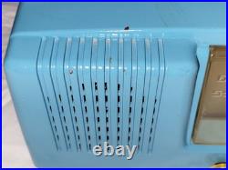 Turquoise Blue Model #412 GE Vintage Tube Radio Turquoise Blue Model #412 GE Vintage Tube Radio